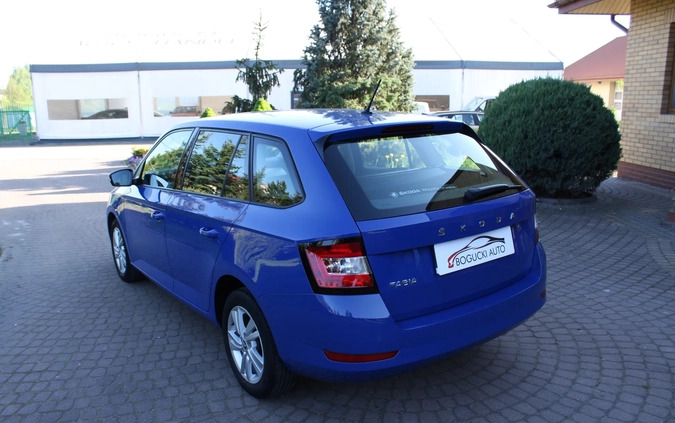 Skoda Fabia cena 39800 przebieg: 142000, rok produkcji 2020 z Ciechanów małe 352